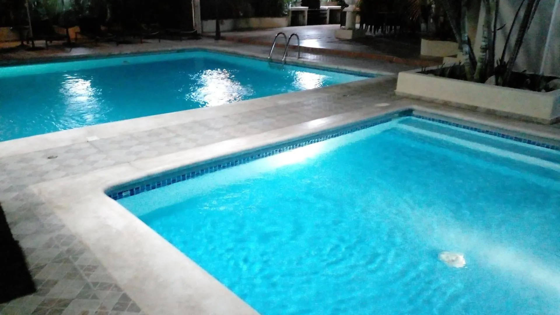 Villa Los Almendros - 2 Pools And Private Tennis Court Bani
