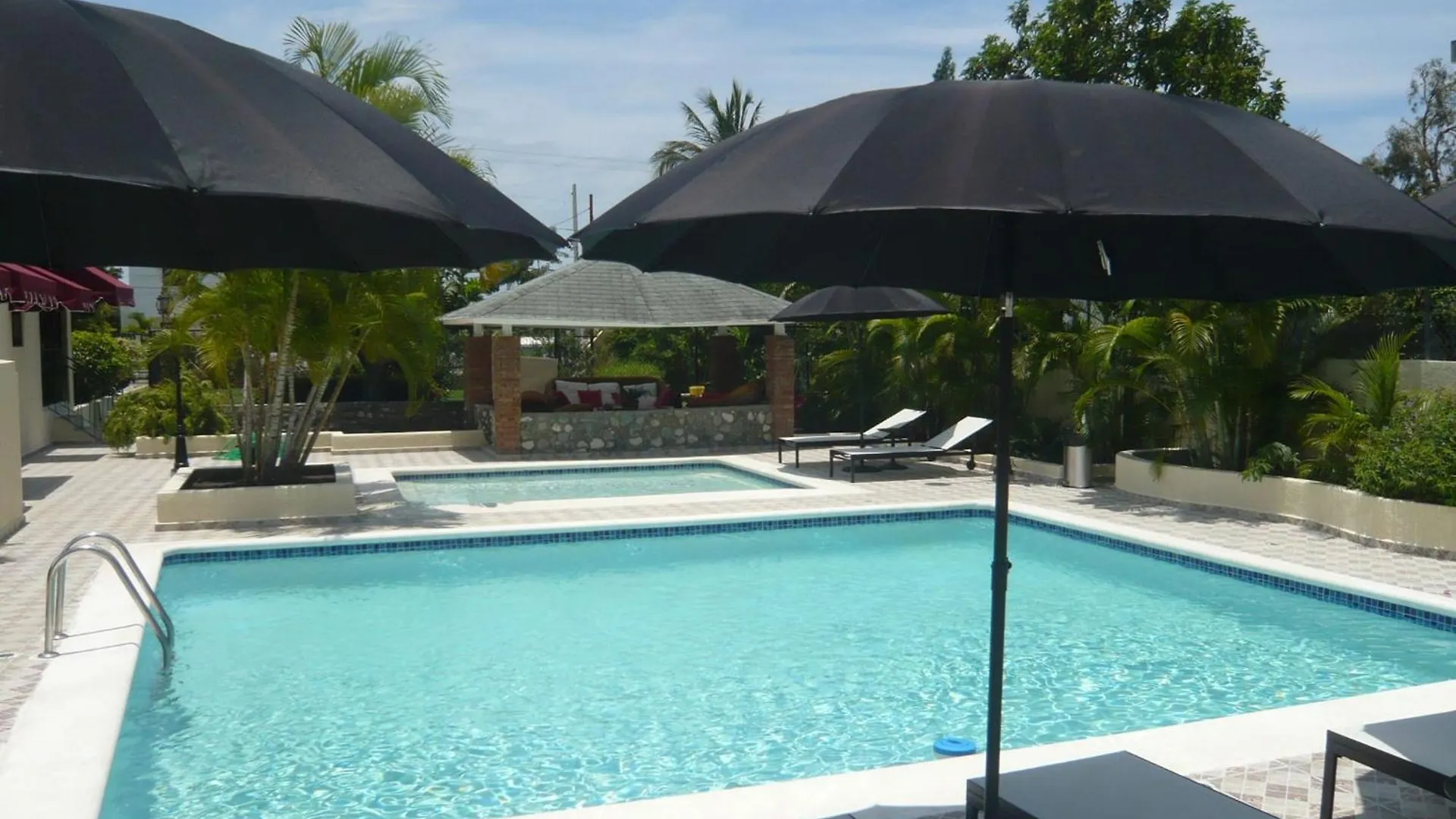 Villa Los Almendros - 2 Pools And Private Tennis Court Bani